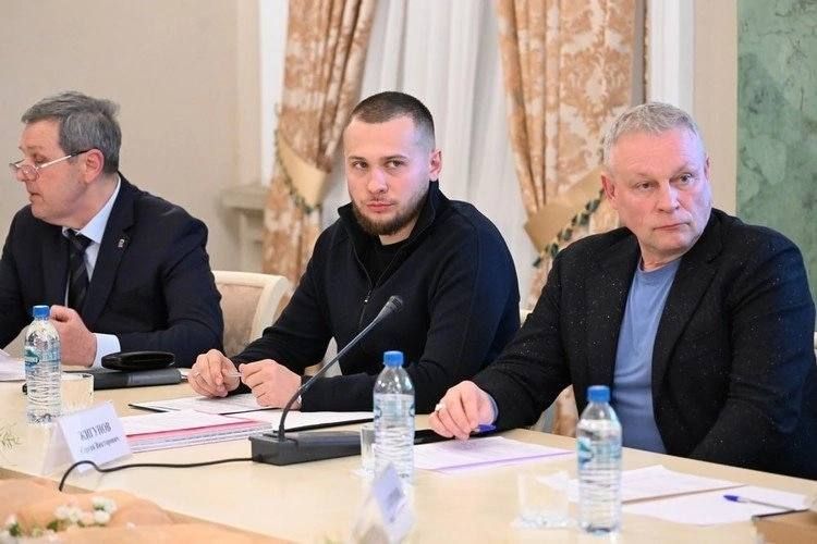 Подлинная история о настоящих товарищах: студенты Академии Михалкова снимут в ДНР короткометражный фильм «Друзья» Подлинная история о настоящих товарищах: студенты Академии Михалкова снимут в ДНР короткометражный фильм «Друзья»
