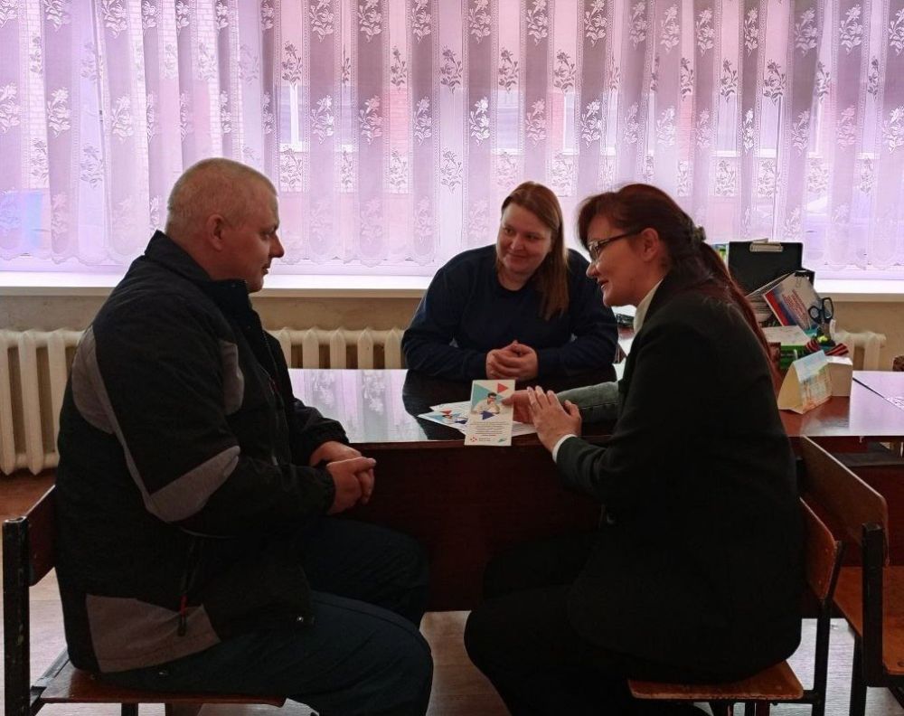 Центры занятости ДНР презентуют меры поддержки защитникам и членам их семей Центры занятости ДНР презентуют меры поддержки защитникам и членам их семей
