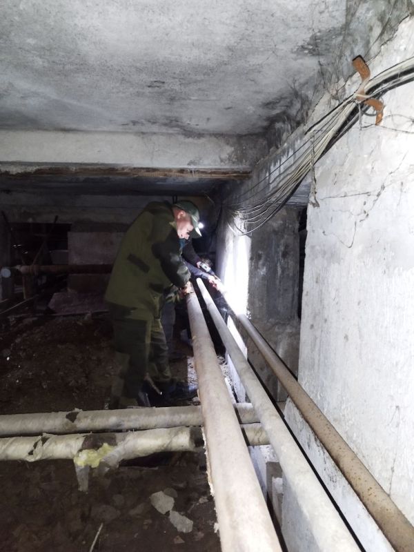 Сегодня, 28 марта, сотрудниками подрядной организации шеф-региона г. Москва совместно с МУП АГД «Управляющая компания Ленинского района г. Донецка», выполнены ремонтные работы на аварийных участках по ул. Речная, 56 в... Сегодня, 28 марта, сотрудниками подрядной организации шеф-региона г. Москва совместно с МУП АГД «Управляющая компания Ленинского района г. Донецка», выполнены ремонтные работы на аварийных участках по ул. Речная, 56 в...