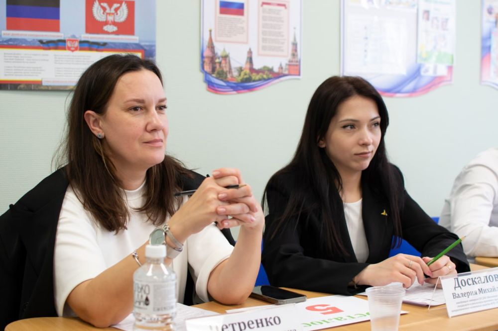 Лучшие из лучших. Подведены итоги Республиканского конкурса «Педагог года Донецкой Народной Республики» в номинации «Советник директора по воспитанию и взаимодействию с детскими общественными объединениями» Лучшие из лучших. Подведены итоги Республиканского конкурса «Педагог года Донецкой Народной Республики» в номинации «Советник директора по воспитанию и взаимодействию с детскими общественными объединениями»