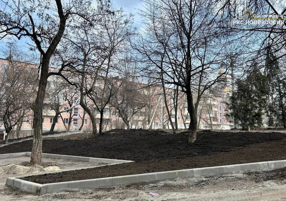 Благоустройство придомовых территорий в Мариуполе Благоустройство придомовых территорий в Мариуполе