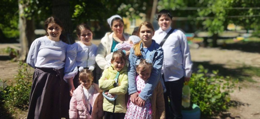 "- Чего я в жизни жду? Я жду ребенка..." "- Чего я в жизни жду? Я жду ребенка..."