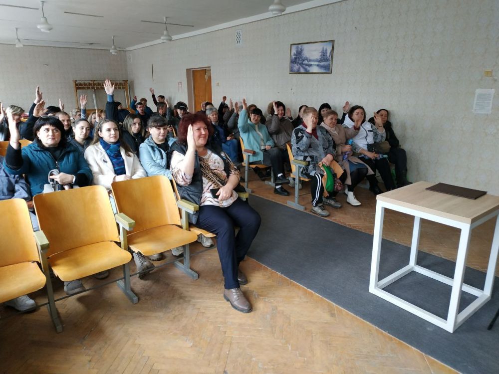 Сергей Желновач: 28 марта 2025 в городе Светлодарск прошли обсуждения с жителями проекта «Благоустройство парка отдыха в городе Светлодарск Донецкой Народной Республики» для участия во Всероссийском конкурсе лучших... Сергей Желновач: 28 марта 2025 в городе Светлодарск прошли обсуждения с жителями проекта «Благоустройство парка отдыха в городе Светлодарск Донецкой Народной Республики» для участия во Всероссийском конкурсе лучших...
