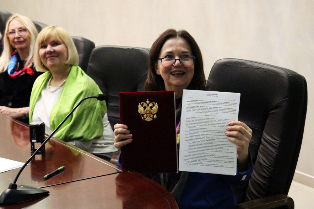 Подписано Соглашение о сотрудничестве между ведущими художественными музеями Донецкой Народной Республики и Республики Мордовии Подписано Соглашение о сотрудничестве между ведущими художественными музеями Донецкой Народной Республики и Республики Мордовии