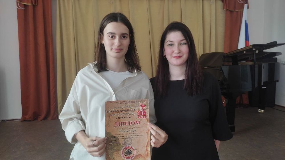 27 марта в Большом зале Харцызской детской школы искусств был проведён Открытый городской конкурс по музыкально-теоретическим дисциплинам ПЕСНИ, ОПАЛЕННЫЕ ВОЙНОЙ, посвященный 80-летию Великой Победы 27 марта в Большом зале Харцызской детской школы искусств был проведён Открытый городской конкурс по музыкально-теоретическим дисциплинам ПЕСНИ, ОПАЛЕННЫЕ ВОЙНОЙ, посвященный 80-летию Великой Победы
