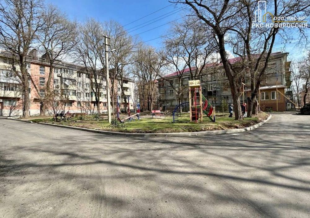 Благоустройство придомовых территорий в Мариуполе Благоустройство придомовых территорий в Мариуполе