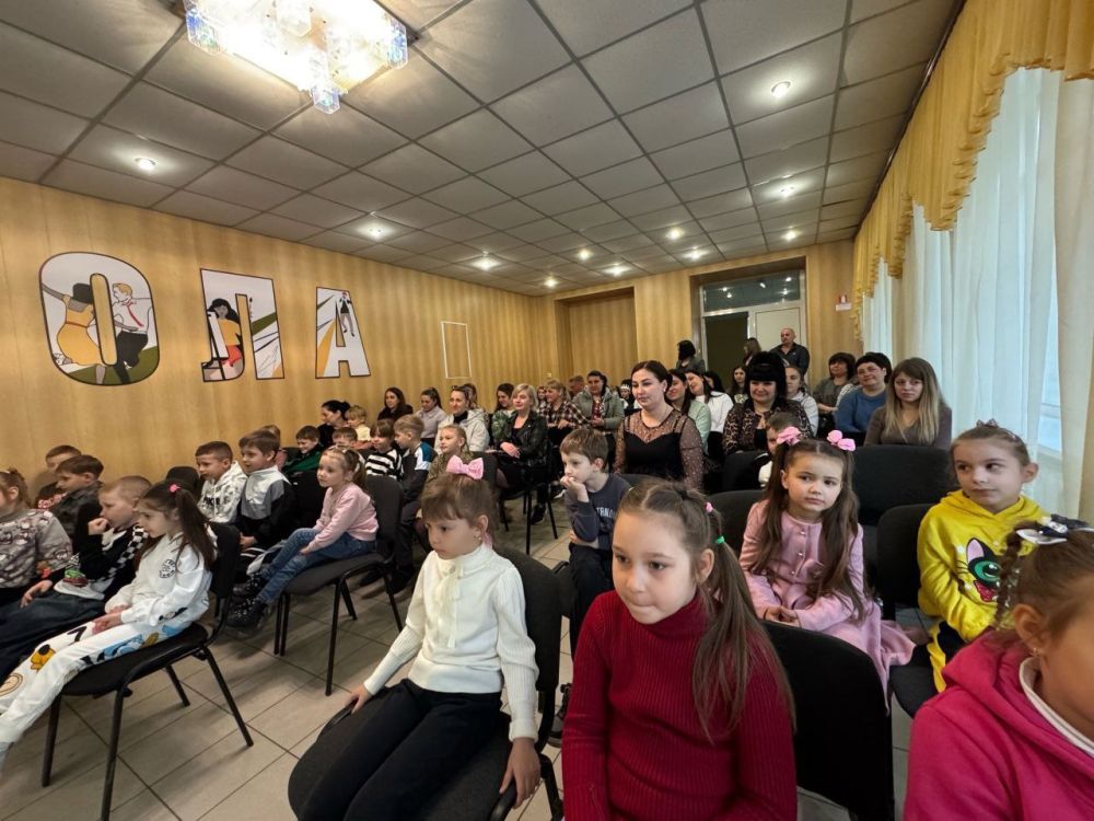 В школе Ждановки прошел «День открытых дверей» В школе Ждановки прошел «День открытых дверей»