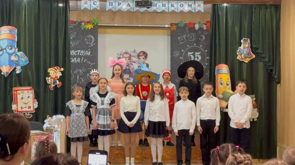 В школе Ждановки прошел «День открытых дверей» В школе Ждановки прошел «День открытых дверей»