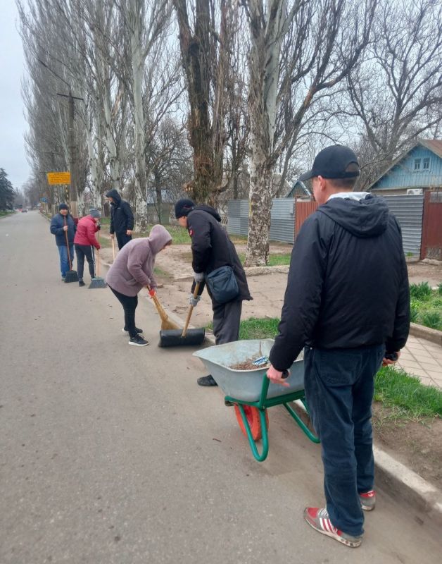 Наталья Великодная: Третью субботу подряд в нашем округе проходит субботник по благоустройству закрепленных территорий Наталья Великодная: Третью субботу подряд в нашем округе проходит субботник по благоустройству закрепленных территорий