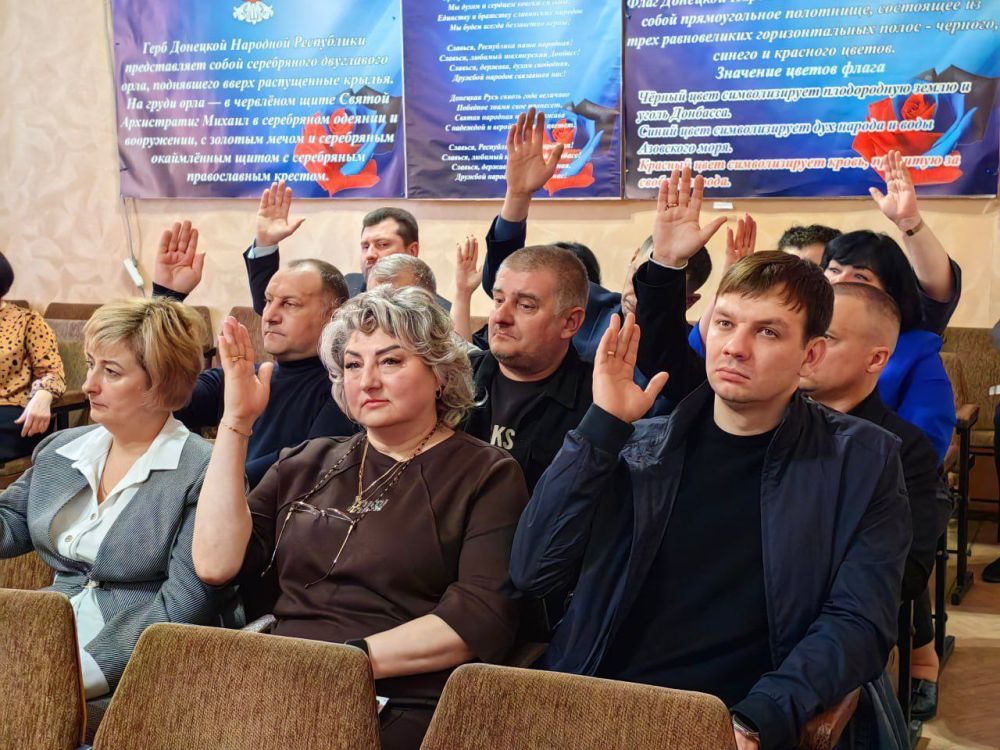 Сергей Ермаков: 28 марта в ходе заседания, транслируемого на официальных платформах представил отчет о результатах работы и работы администрации округа за 2024 год Сергей Ермаков: 28 марта в ходе заседания, транслируемого на официальных платформах представил отчет о результатах работы и работы администрации округа за 2024 год