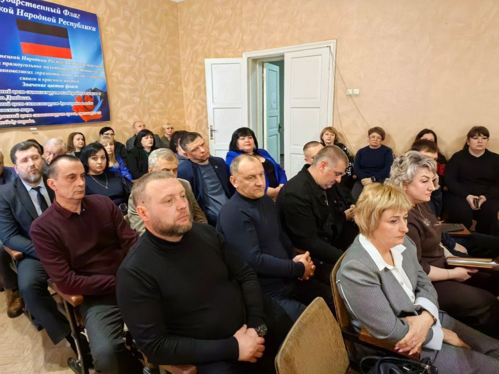 Глава Снежного представил отчет о результатах работы и работы администрации округа за 2024 год Глава Снежного представил отчет о результатах работы и работы администрации округа за 2024 год