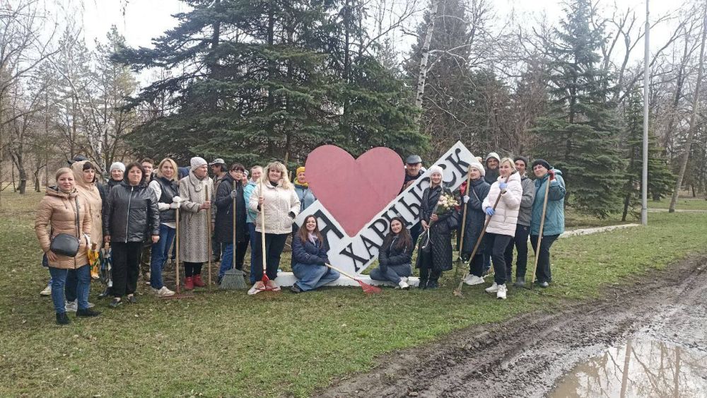 Виктория Жукова: Коллектив культурных работников, точнее работников культуры, навел порядки в парке Чехова! Вы большие умнички! Спасибо за Вашу активную гражданскую позицию! Виктория Жукова: Коллектив культурных работников, точнее работников культуры, навел порядки в парке Чехова! Вы большие умнички! Спасибо за Вашу активную гражданскую позицию!