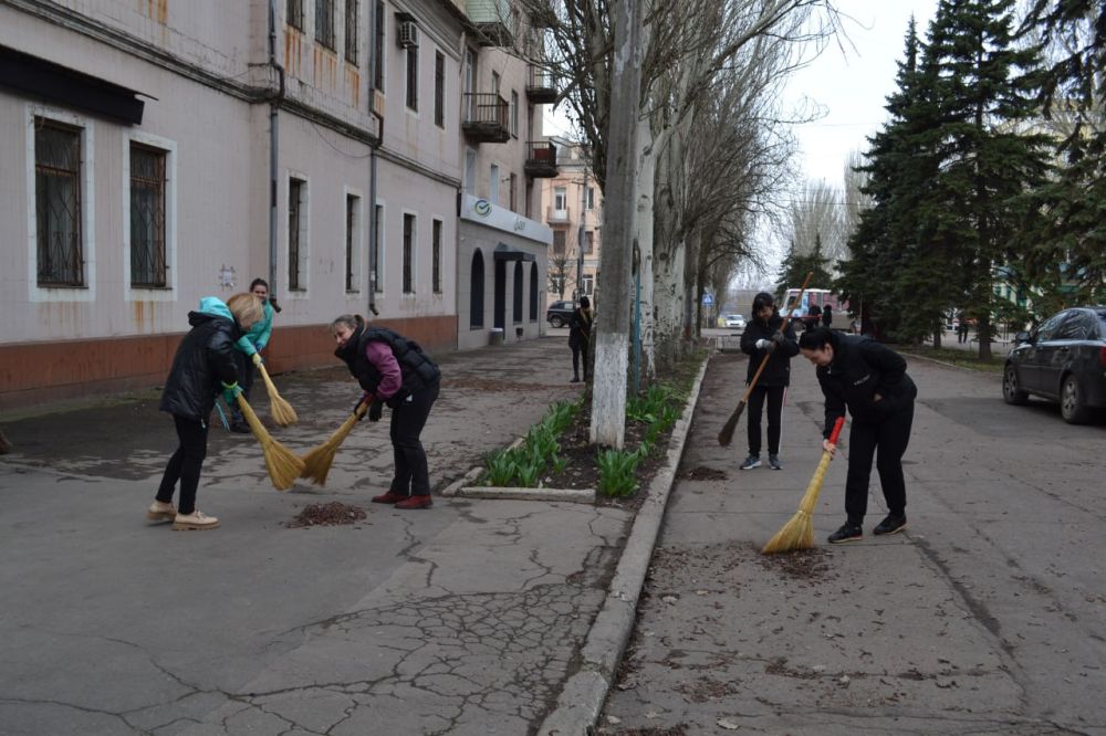 Встретить субботу на субботнике Встретить субботу на субботнике
