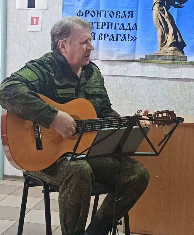 Дружбой города сильны. На протяжении двух лет женский клуб «Вектор жизни – работа для СВОих» в городах Дебальцево и Челябинске сотрудничают не только по вопросам трудоустройства участников СВО и членов их семей Дружбой города сильны. На протяжении двух лет женский клуб «Вектор жизни – работа для СВОих» в городах Дебальцево и Челябинске сотрудничают не только по вопросам трудоустройства участников СВО и членов их семей