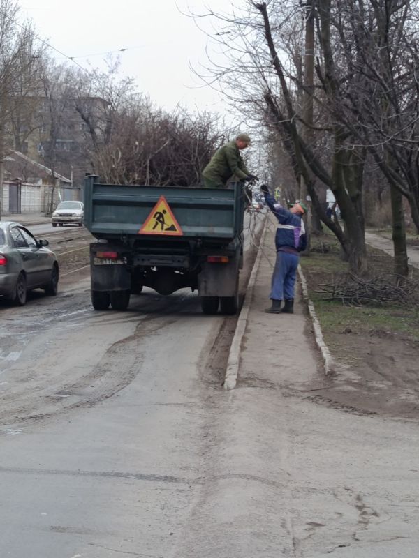 Сегодня, 29 марта, в рамках проекта "Городская среда" Всероссийской политической партии "Единая Россия", проведения двухмесячника по благоустройству, наведению чистоты и порядка в весенний период 2025 года, в Пролетарском... Сегодня, 29 марта, в рамках проекта "Городская среда" Всероссийской политической партии "Единая Россия", проведения двухмесячника по благоустройству, наведению чистоты и порядка в весенний период 2025 года, в Пролетарском...