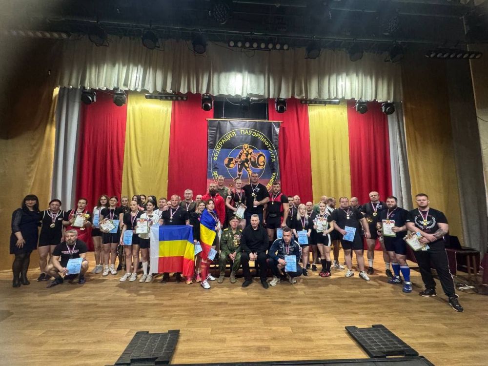 В Ждановке прошел Открытый чемпионат и Первенство ДНР по пауэрлифтингу В Ждановке прошел Открытый чемпионат и Первенство ДНР по пауэрлифтингу