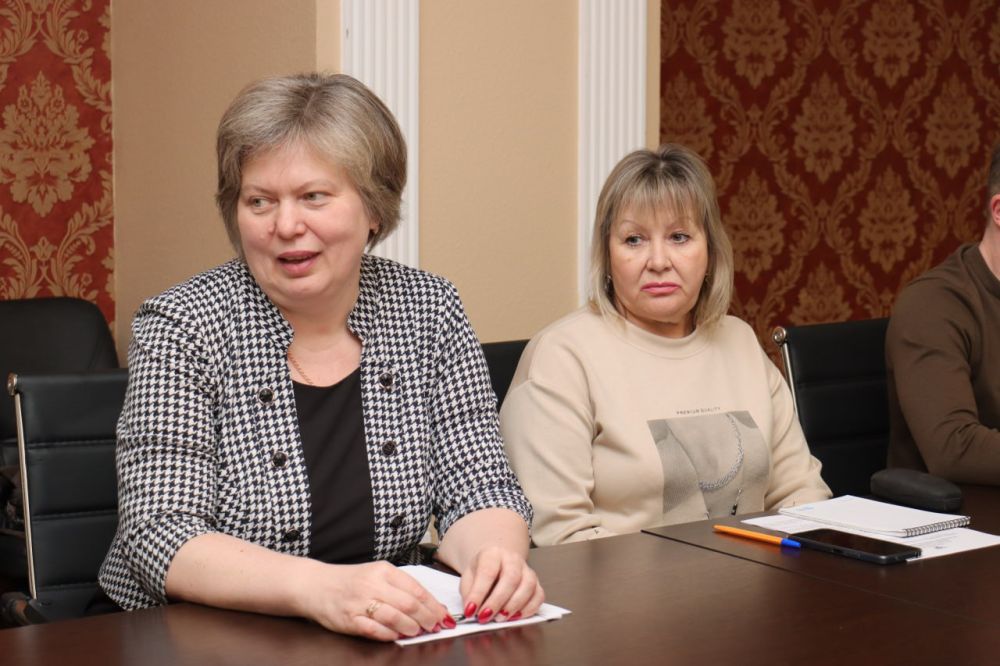 В Народном Совете обсудили меры поддержки работников коммунальной сферы В Народном Совете обсудили меры поддержки работников коммунальной сферы