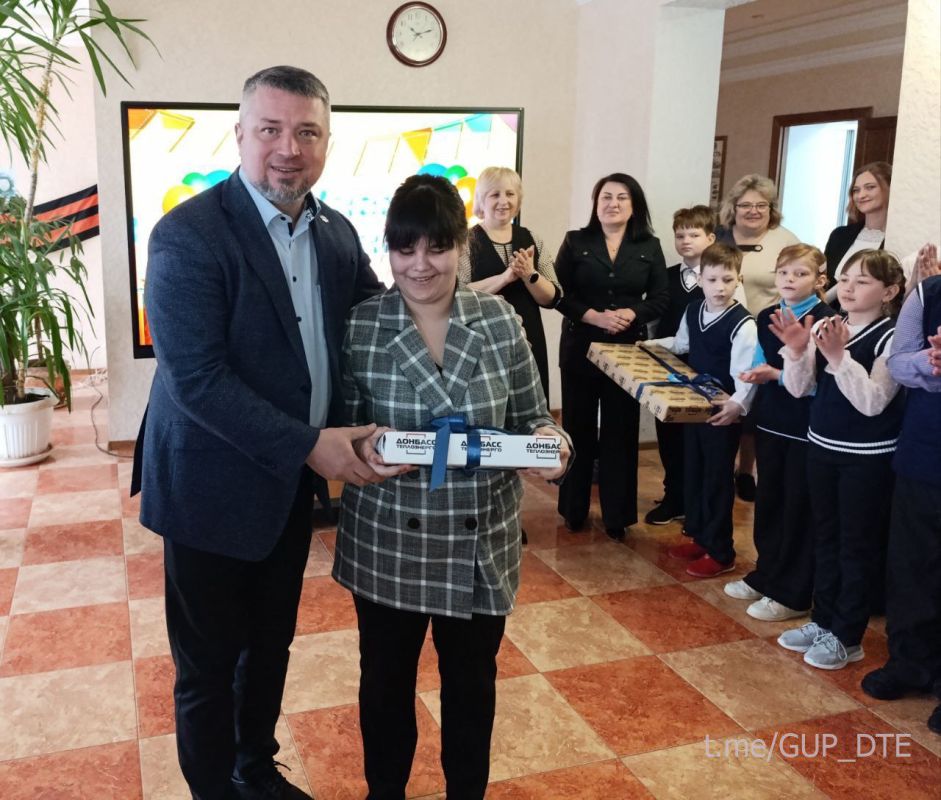 СЕРГЕЙ ПОЛХОВ ПОЗДРАВИЛ С ДНЕМ РОЖДЕНИЯ ЧЕТЫРЕХ УЧАЩИХСЯ ДОНЕЦКОЙ СПЕЦИАЛЬНОЙ ШКОЛЫ-ИНТЕРНАТА №19 СЕРГЕЙ ПОЛХОВ ПОЗДРАВИЛ С ДНЕМ РОЖДЕНИЯ ЧЕТЫРЕХ УЧАЩИХСЯ ДОНЕЦКОЙ СПЕЦИАЛЬНОЙ ШКОЛЫ-ИНТЕРНАТА №19