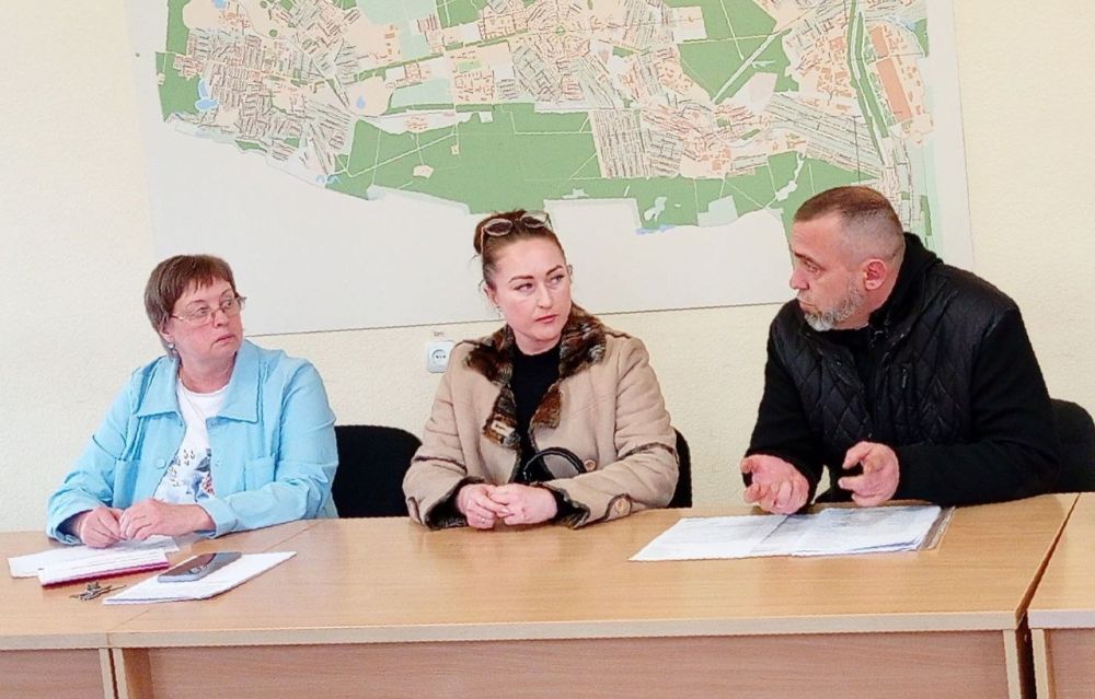 Наталья Бегуненко: Сегодня, 31 марта, руководитель Управы Петровского внутригородского района Администрации городского округа Донецк Наталья Ивановна Бегуненко провела еженедельный прием граждан Наталья Бегуненко: Сегодня, 31 марта, руководитель Управы Петровского внутригородского района Администрации городского округа Донецк Наталья Ивановна Бегуненко провела еженедельный прием граждан