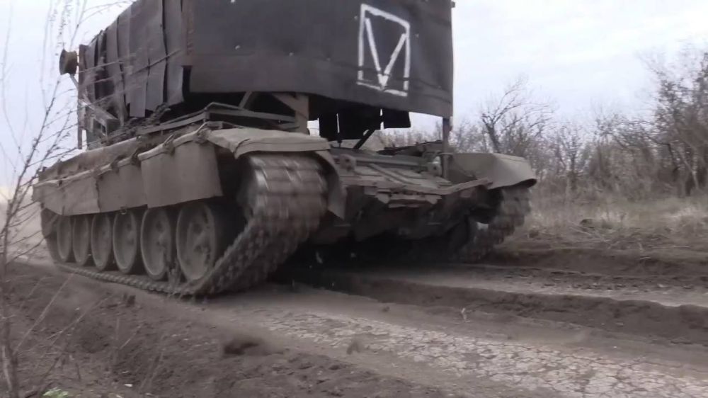 Боевая работа расчёта тяжёлой огнемётной системы ТОС-1А «Солнцепек» на Южно-Донецком направлении Боевая работа расчёта тяжёлой огнемётной системы ТОС-1А «Солнцепек» на Южно-Донецком направлении