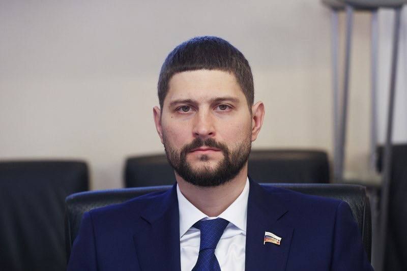Александр Волошин: #Работа_в_СФ. Сегодня в Совете Федерации прошло очередное расширенное заседание Комитета по федеративному устройству, региональной политике, местному самоуправлению и делам Севера под председательством... Александр Волошин: #Работа_в_СФ. Сегодня в Совете Федерации прошло очередное расширенное заседание Комитета по федеративному устройству, региональной политике, местному самоуправлению и делам Севера под председательством...