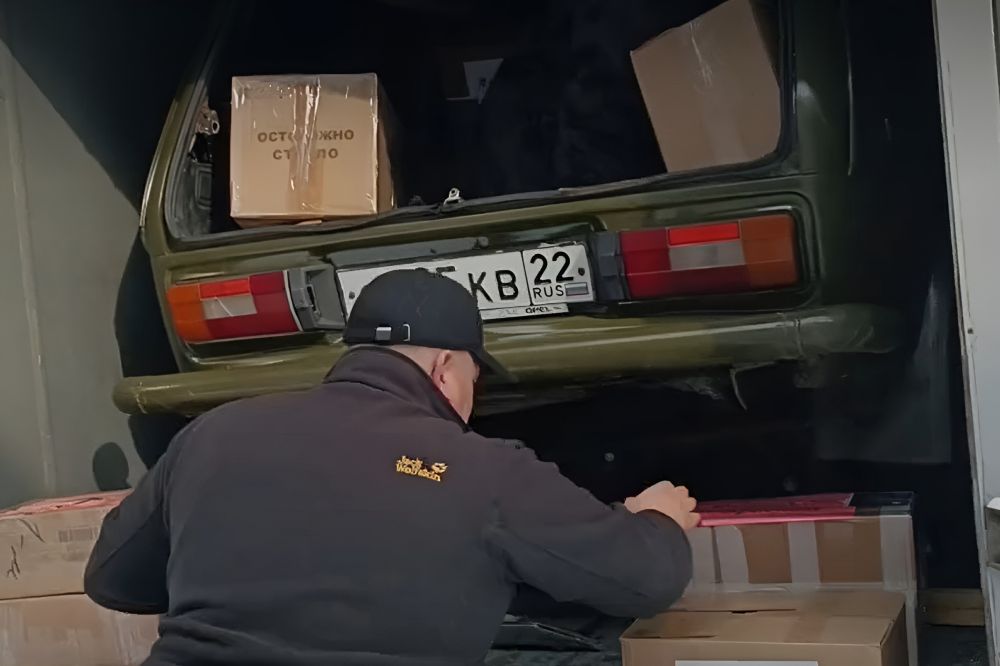 Волонтёры Алтая отправили партию помощи военнослужащим в зону СВО Волонтёры Алтая отправили партию помощи военнослужащим в зону СВО