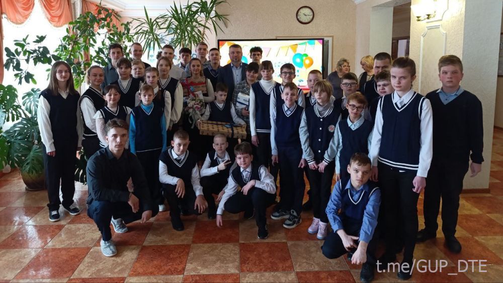 СЕРГЕЙ ПОЛХОВ ПОЗДРАВИЛ С ДНЕМ РОЖДЕНИЯ ЧЕТЫРЕХ УЧАЩИХСЯ ДОНЕЦКОЙ СПЕЦИАЛЬНОЙ ШКОЛЫ-ИНТЕРНАТА №19 СЕРГЕЙ ПОЛХОВ ПОЗДРАВИЛ С ДНЕМ РОЖДЕНИЯ ЧЕТЫРЕХ УЧАЩИХСЯ ДОНЕЦКОЙ СПЕЦИАЛЬНОЙ ШКОЛЫ-ИНТЕРНАТА №19