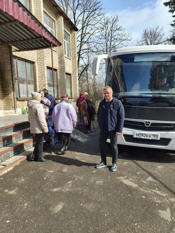 Сегодня, 01 апреля, мобильный центр обслуживания клиентов посетил пгт.Троицко-Харцызск. Жители высоко оценили работу специалистов Харцызского участка Восточного отделения ОП "Энергосбыт Донецк" и предложили продолжить в... Сегодня, 01 апреля, мобильный центр обслуживания клиентов посетил пгт.Троицко-Харцызск. Жители высоко оценили работу специалистов Харцызского участка Восточного отделения ОП "Энергосбыт Донецк" и предложили продолжить в...