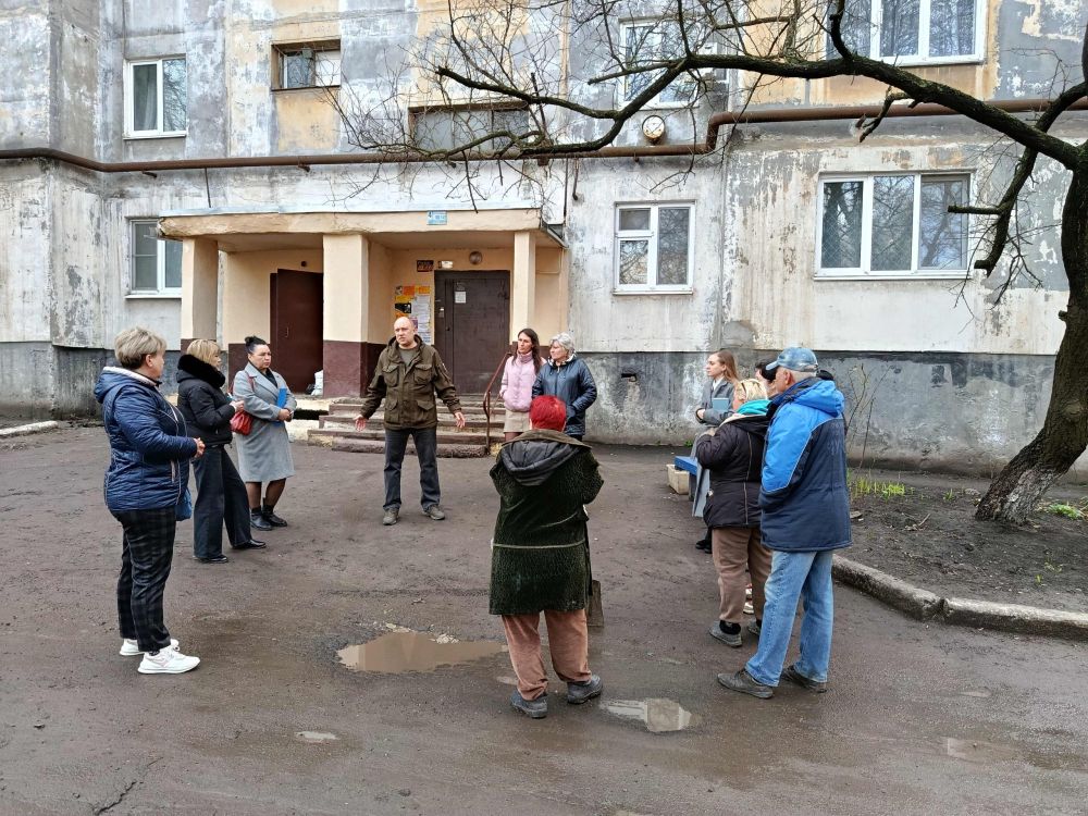 На территории городского округа Макеева продолжается реализация проект "Управдом" На территории городского округа Макеева продолжается реализация проект "Управдом"