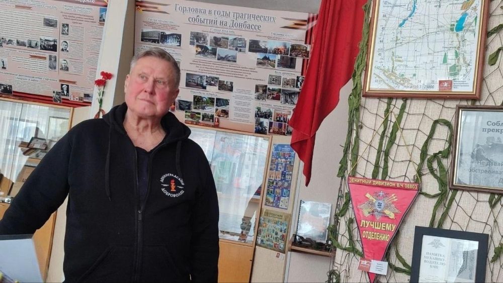 Волонтер «Ленинградского добровольца» провел актерский мастер-класс для гимназистов из Горловки Волонтер «Ленинградского добровольца» провел актерский мастер-класс для гимназистов из Горловки