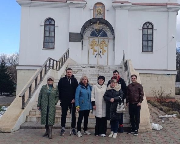 Мы вместе: помощь фронту от жителей Тореза Мы вместе: помощь фронту от жителей Тореза