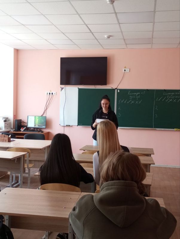 1 апреля в ГБОУ "Володарская школа №2 Володарского м.о." прошла тематическая викторина, посвященная Дню смеха 1 апреля в ГБОУ "Володарская школа №2 Володарского м.о." прошла тематическая викторина, посвященная Дню смеха