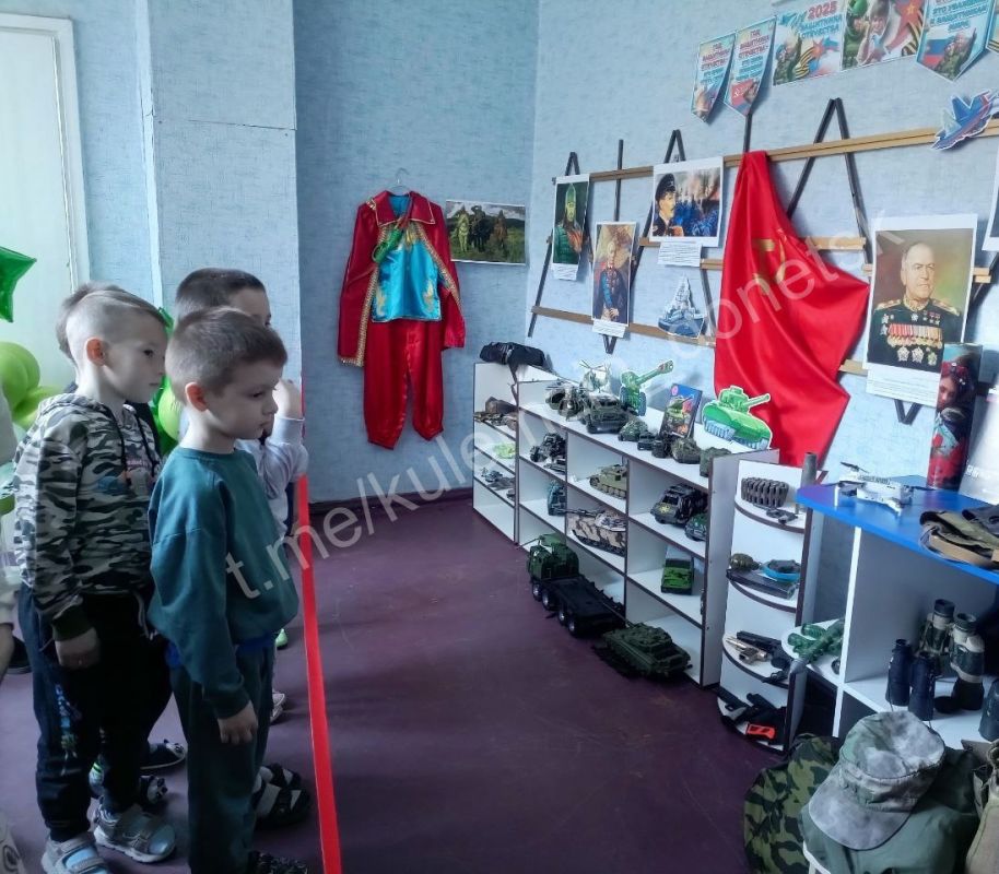 В Донецке в дошкольных учреждениях провели мероприятия к 80-летию Победы и Году защитники Отчества В Донецке в дошкольных учреждениях провели мероприятия к 80-летию Победы и Году защитники Отчества
