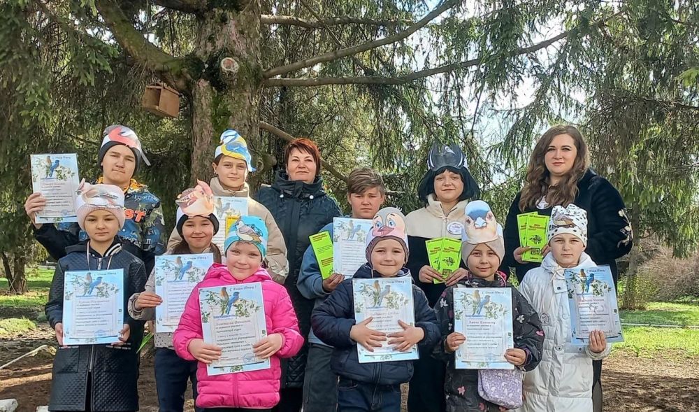 «Стану я природе другом»- экологическая акция ( покорми птиц), посвящённая Дню птиц «Стану я природе другом»- экологическая акция ( покорми птиц), посвящённая Дню птиц