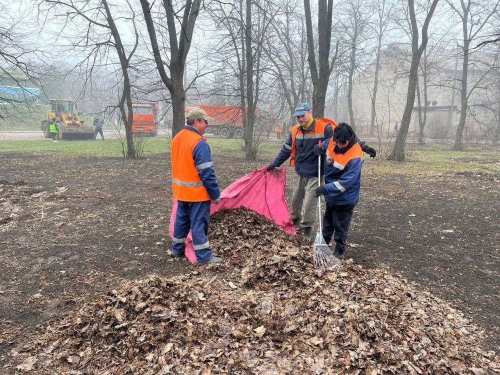 МУП «Простор» ежедневно выполняет все необходимые работы по содержанию городских улиц МУП «Простор» ежедневно выполняет все необходимые работы по содержанию городских улиц