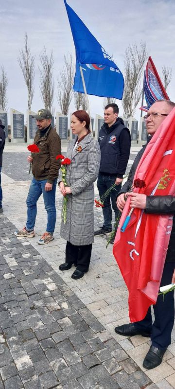 Ирина Белякова приняла участие в автопробеге «Дорога Жизни объединяет» Ирина Белякова приняла участие в автопробеге «Дорога Жизни объединяет»
