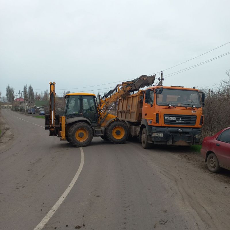 Борис Трима: Сегодня, 02.04.2025 г., в Мангушском муниципальном округе МБУ «Службой благоустройства ВЕКТОР» проведены работы по благоустройству: Борис Трима: Сегодня, 02.04.2025 г., в Мангушском муниципальном округе МБУ «Службой благоустройства ВЕКТОР» проведены работы по благоустройству: