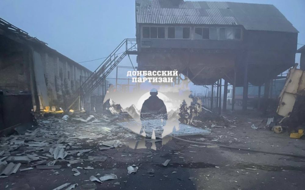 Ночные удары по военным объектам противника Ночные удары по военным объектам противника
