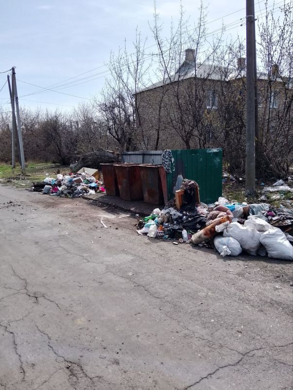 Региональный оператор по вывозу твердых коммунальных отходов «Донснабкомплект», продолжает свою работу на территории городского округа Дебальцево Региональный оператор по вывозу твердых коммунальных отходов «Донснабкомплект», продолжает свою работу на территории городского округа Дебальцево
