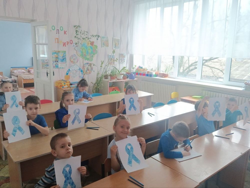 "Зажги синим". В городском округе Иловайск прошли акции и мероприятия, посвященные Всемирному Дню распространения информации об аутизме "Зажги синим". В городском округе Иловайск прошли акции и мероприятия, посвященные Всемирному Дню распространения информации об аутизме