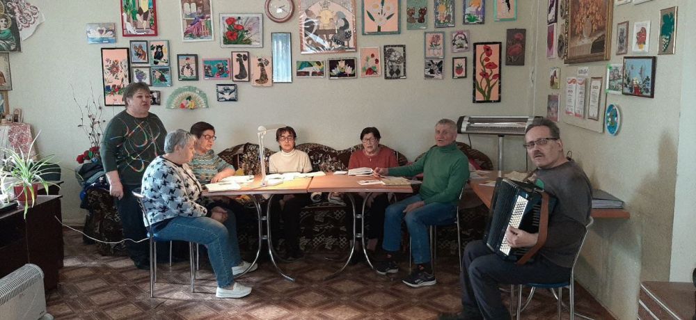 В Старобешевском округе прошло мероприятие ко Дню смеха В Старобешевском округе прошло мероприятие ко Дню смеха