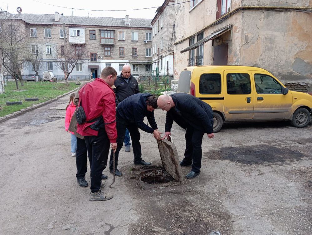 В Горняцком внутригородском районе состоялась встреча с жителями на подведомственной территории В Горняцком внутригородском районе состоялась встреча с жителями на подведомственной территории