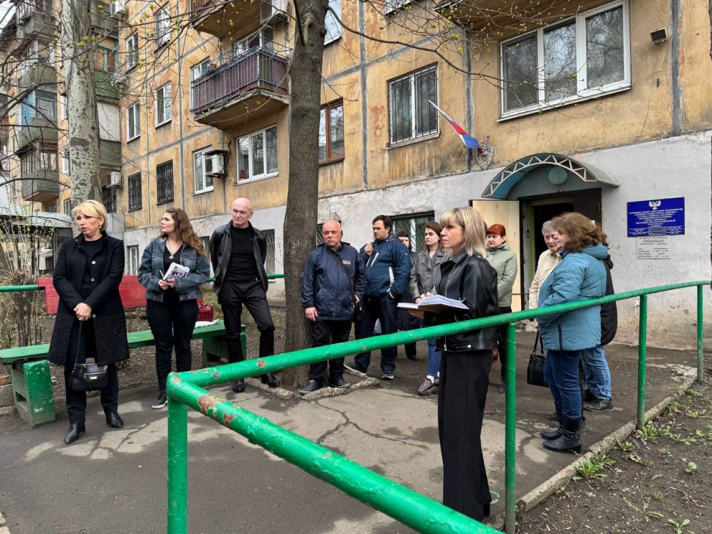 Встреча с населением на подведомственной территории Встреча с населением на подведомственной территории