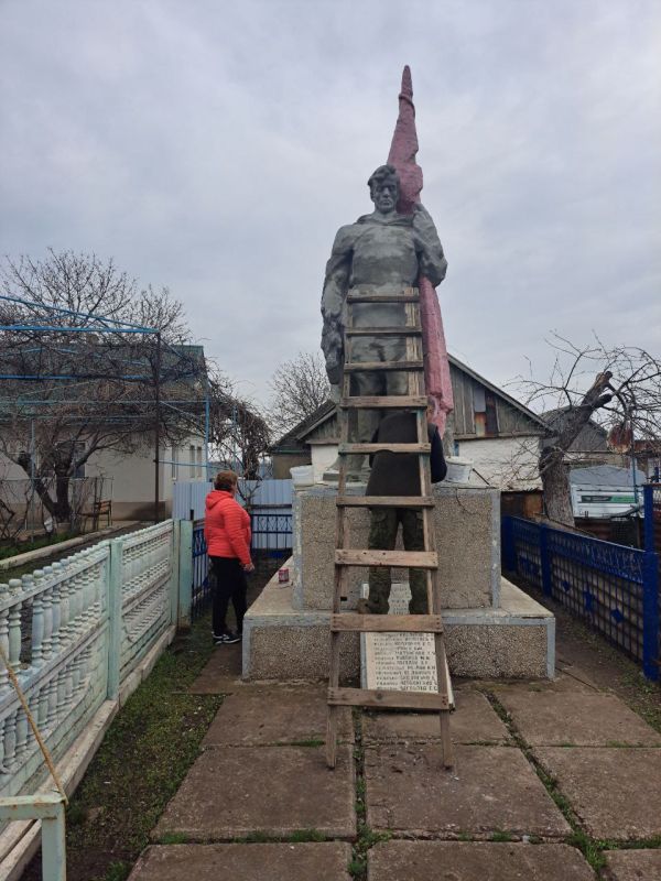 Николай Михайлов: В Старобешевском округе продолжаются работы по благоустройству населенных пунктов Николай Михайлов: В Старобешевском округе продолжаются работы по благоустройству населенных пунктов