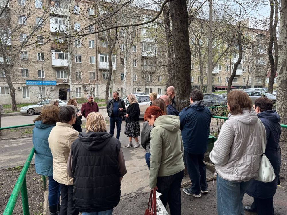 Встреча с населением на подведомственной территории Встреча с населением на подведомственной территории