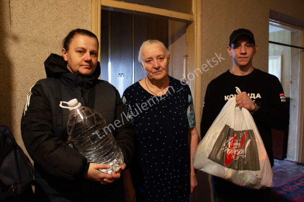 Алексей Кулемзин: В Донецке продолжается «Эстафета Добра» Алексей Кулемзин: В Донецке продолжается «Эстафета Добра»