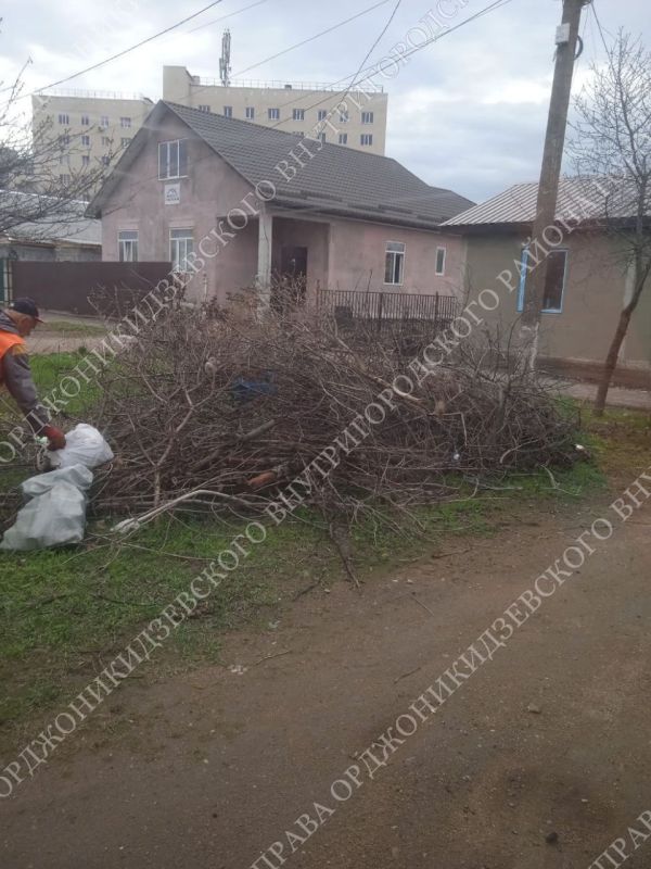 Работы коммунальных предприятий по благоустройству в Орджоникидзевском районе Работы коммунальных предприятий по благоустройству в Орджоникидзевском районе