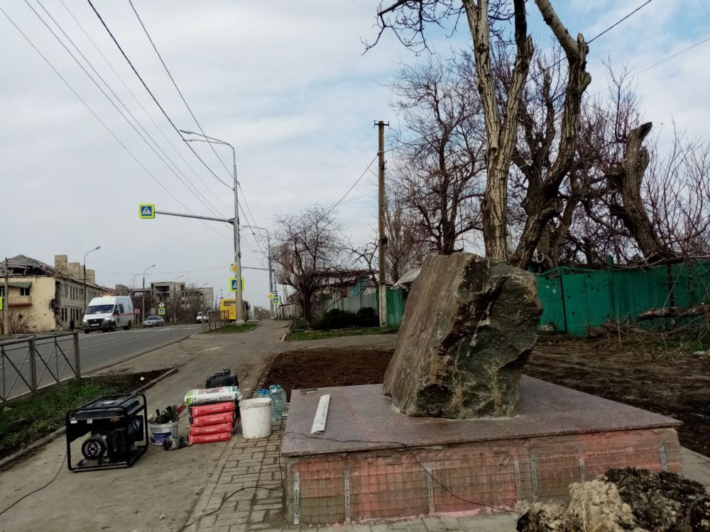 На Левобережье устанавливают памятник Ивану Мерзляку На Левобережье устанавливают памятник Ивану Мерзляку