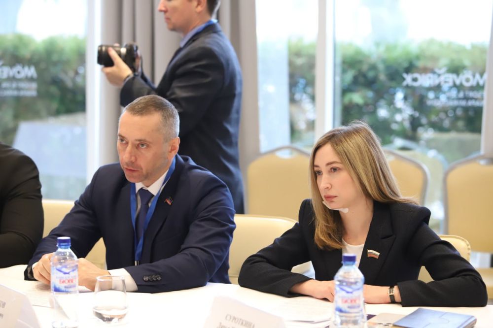 В 42-я Конференции Южно-Российской Парламентской Ассоциации принял участие председатель Комитета по бюджету, финансам и налоговой политике Юрий Афендиков В 42-я Конференции Южно-Российской Парламентской Ассоциации принял участие председатель Комитета по бюджету, финансам и налоговой политике Юрий Афендиков