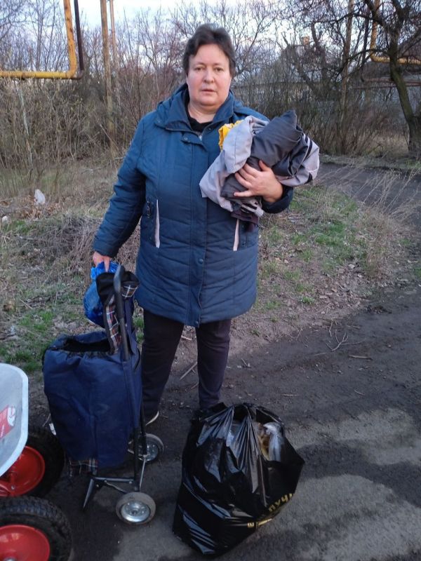 Помощь жителям прифронтового посёлка Горловки Помощь жителям прифронтового посёлка Горловки